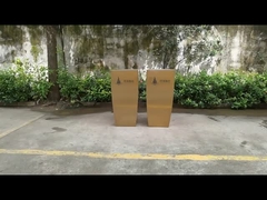 Metallblumenpflanzer