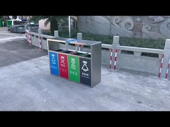 Metalowy kosz na śmieci